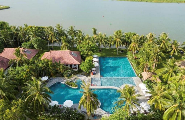 Hoian Vinh Hung Riverside resort (piscina)