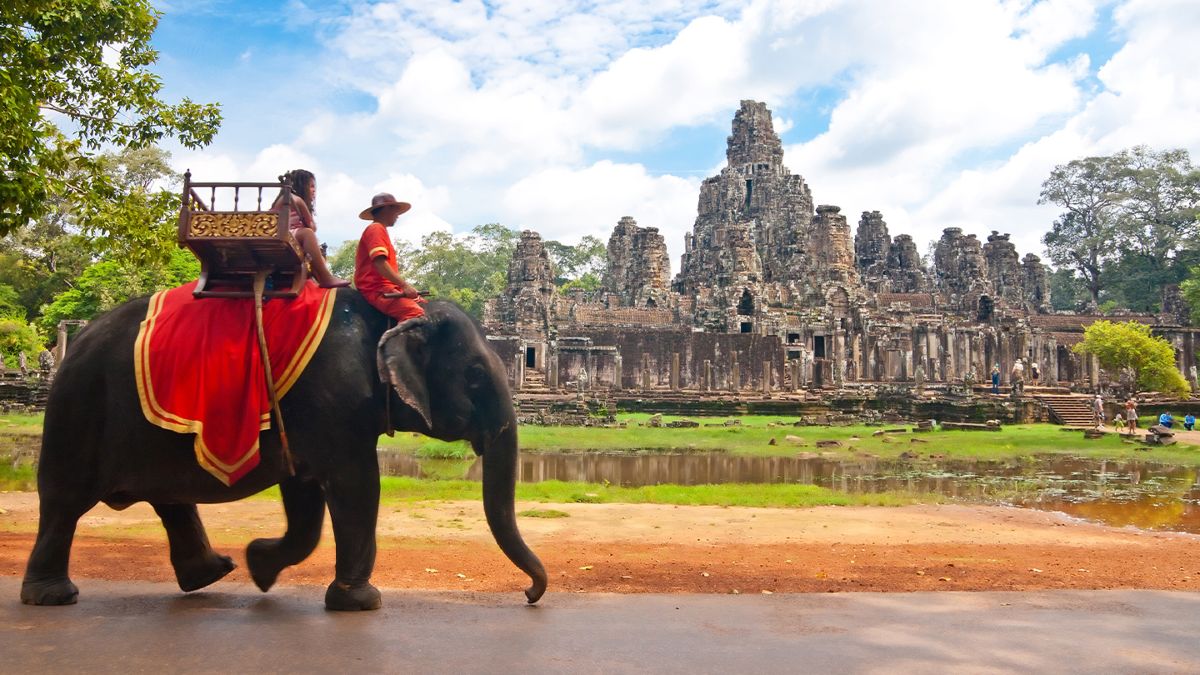 Elefanti davanti al Bayon, Angkor