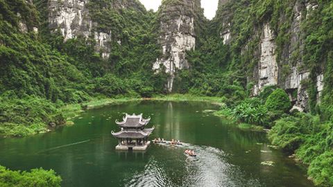 Ninh Binh: Tour in barca a Tam Coc o Thung Nham - Gita di un giorno