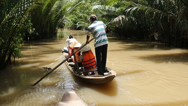 Sampan a remi sul Mekong