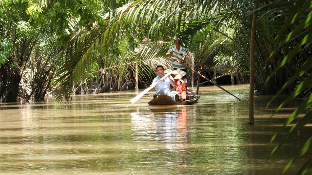 Sampan a remi sul Mekong