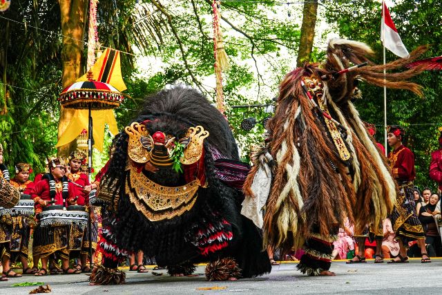 Barong e Kris Dance, Bali