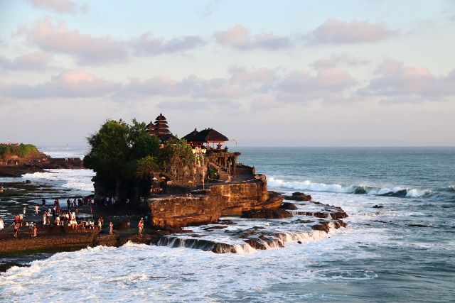 Tempio di Tanah Lot