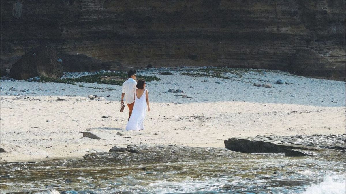 Fare una paseggiata sulla spiaggia dellIsola di Ly Son.