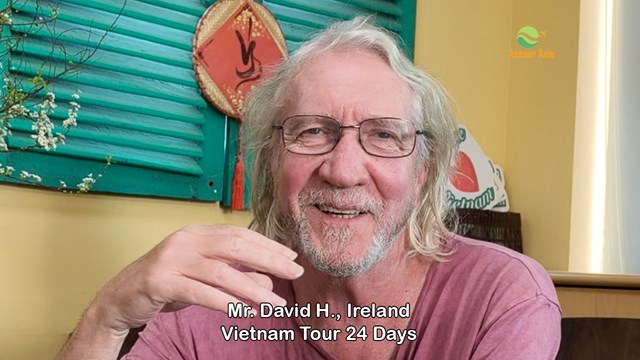Il signor David H condivide la sua esperienza di 24 giorni in Vietnam